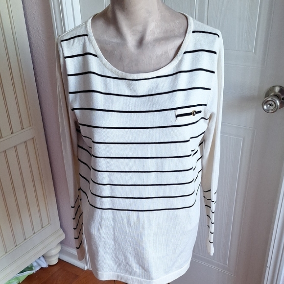 August Silk Black and White Striped Long Sleeve Button Back Top - Picture 7 of 14